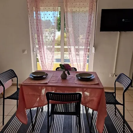 Apartamento Cosy Little For Family Vacations ! *