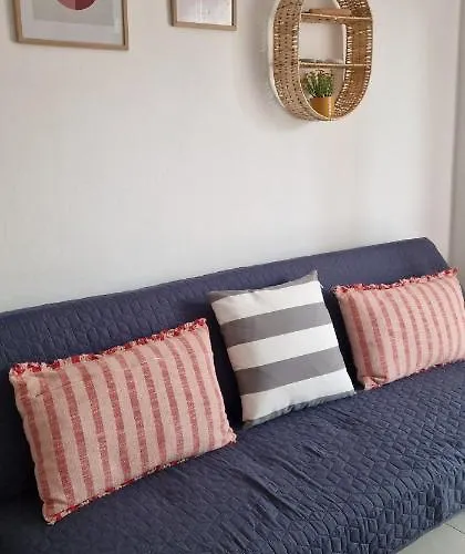 Cosy Little For Family Vacations ! Rhodes City