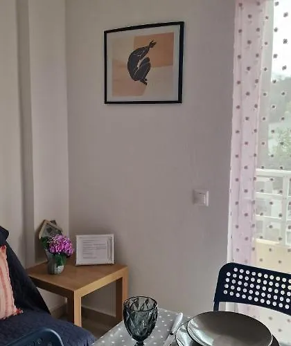 Cosy Little For Family Vacations ! *