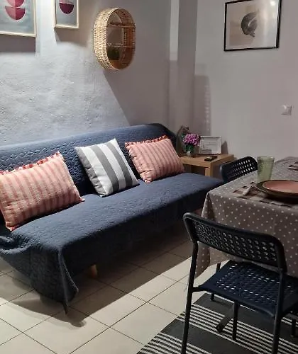 Cosy Little For Family Vacations ! شقة *