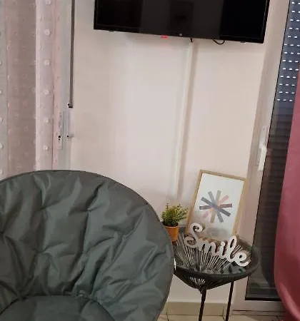 Cosy Little For Family Vacations ! Lägenhet